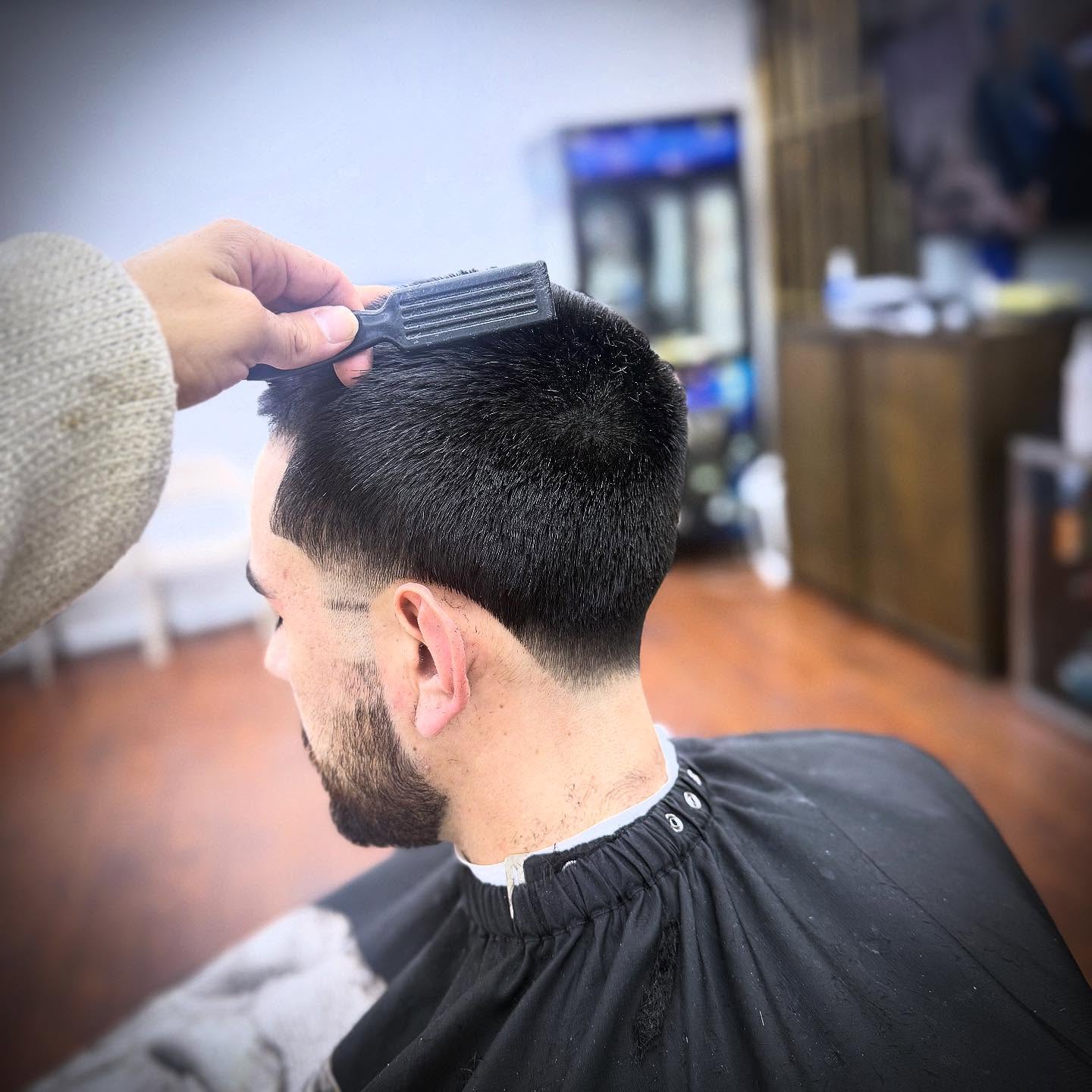 Precision beard lineup